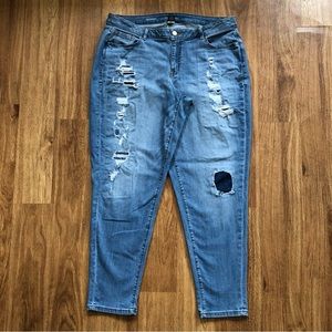 Lane Bryant Plus Size Boyfriend Distressed Patch Jeans size 20